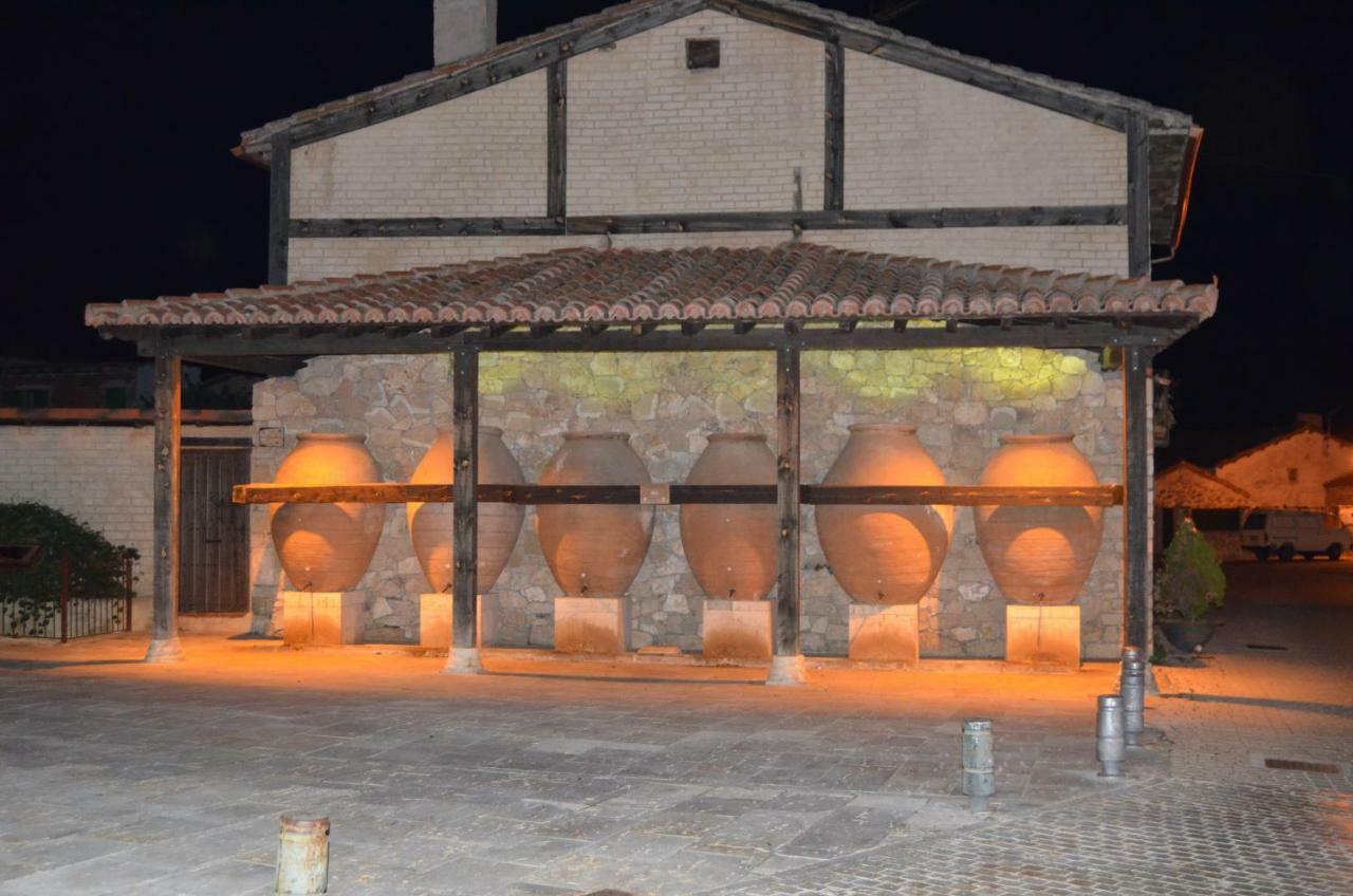 Hotel Rural Luna Llena Torremocha de Jarama Eksteriør billede