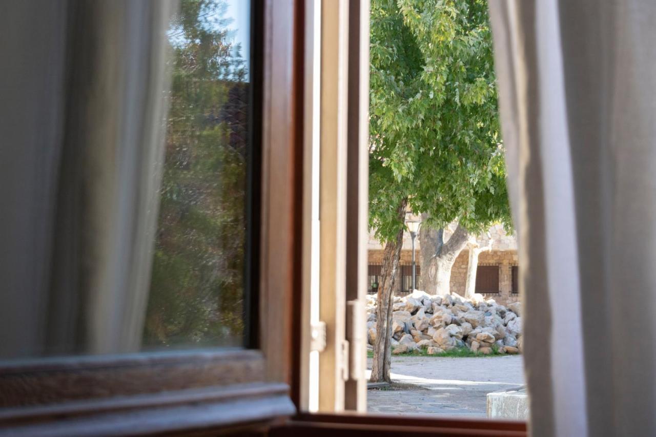 Hotel Rural Luna Llena Torremocha de Jarama Eksteriør billede